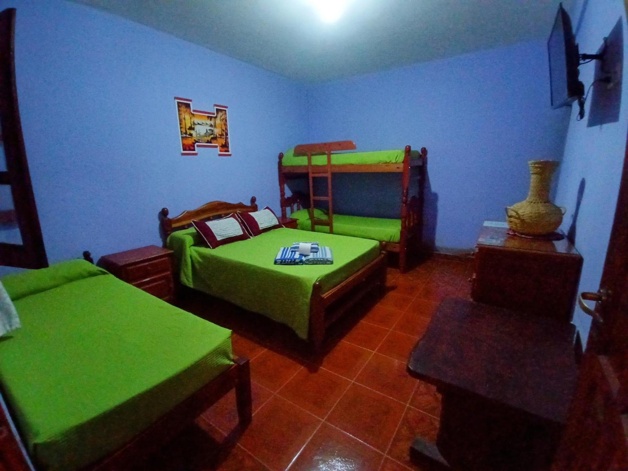 Hostal Benjamin Cafayate Esterno foto