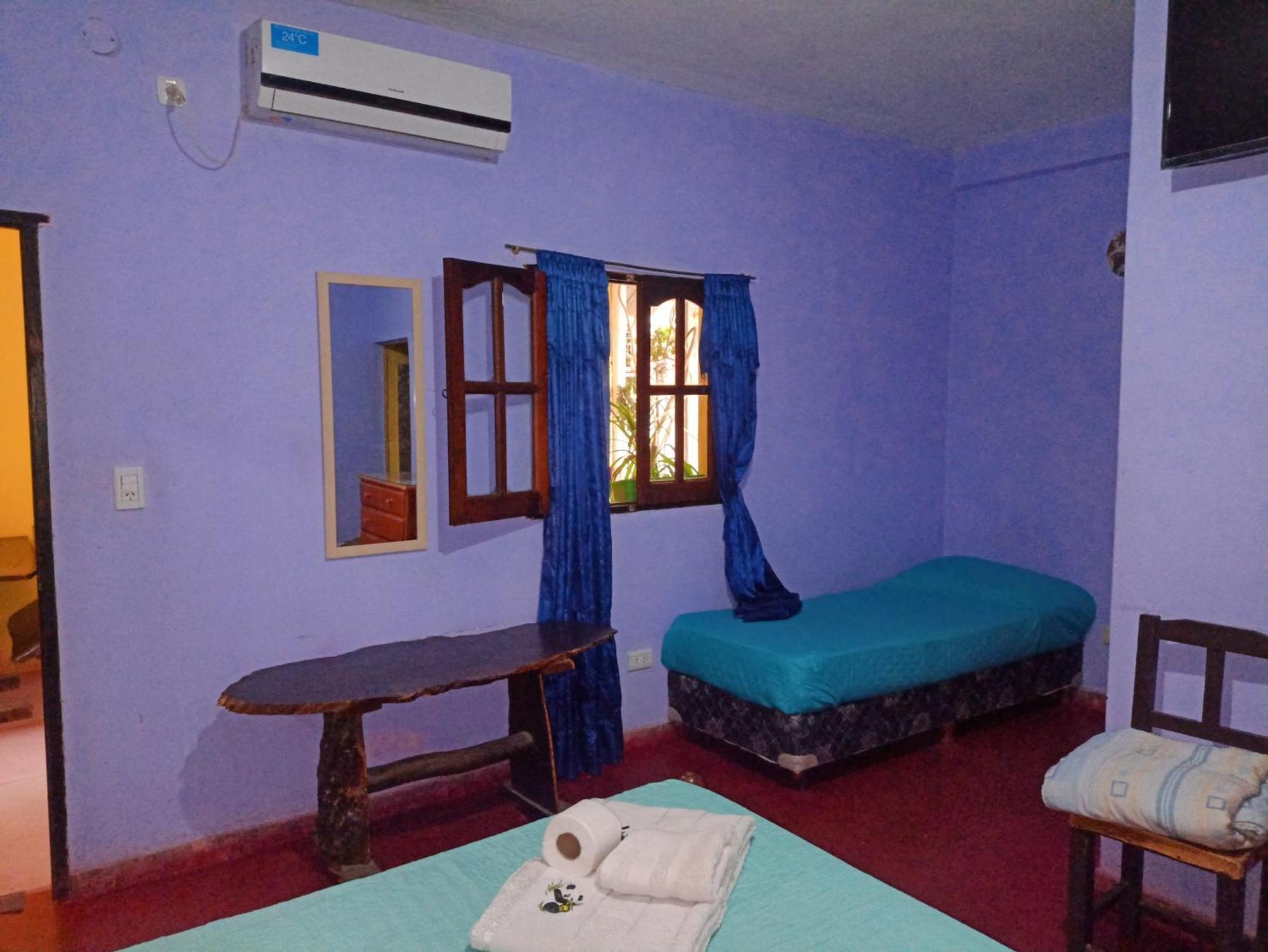 Hostal Benjamin Cafayate Esterno foto