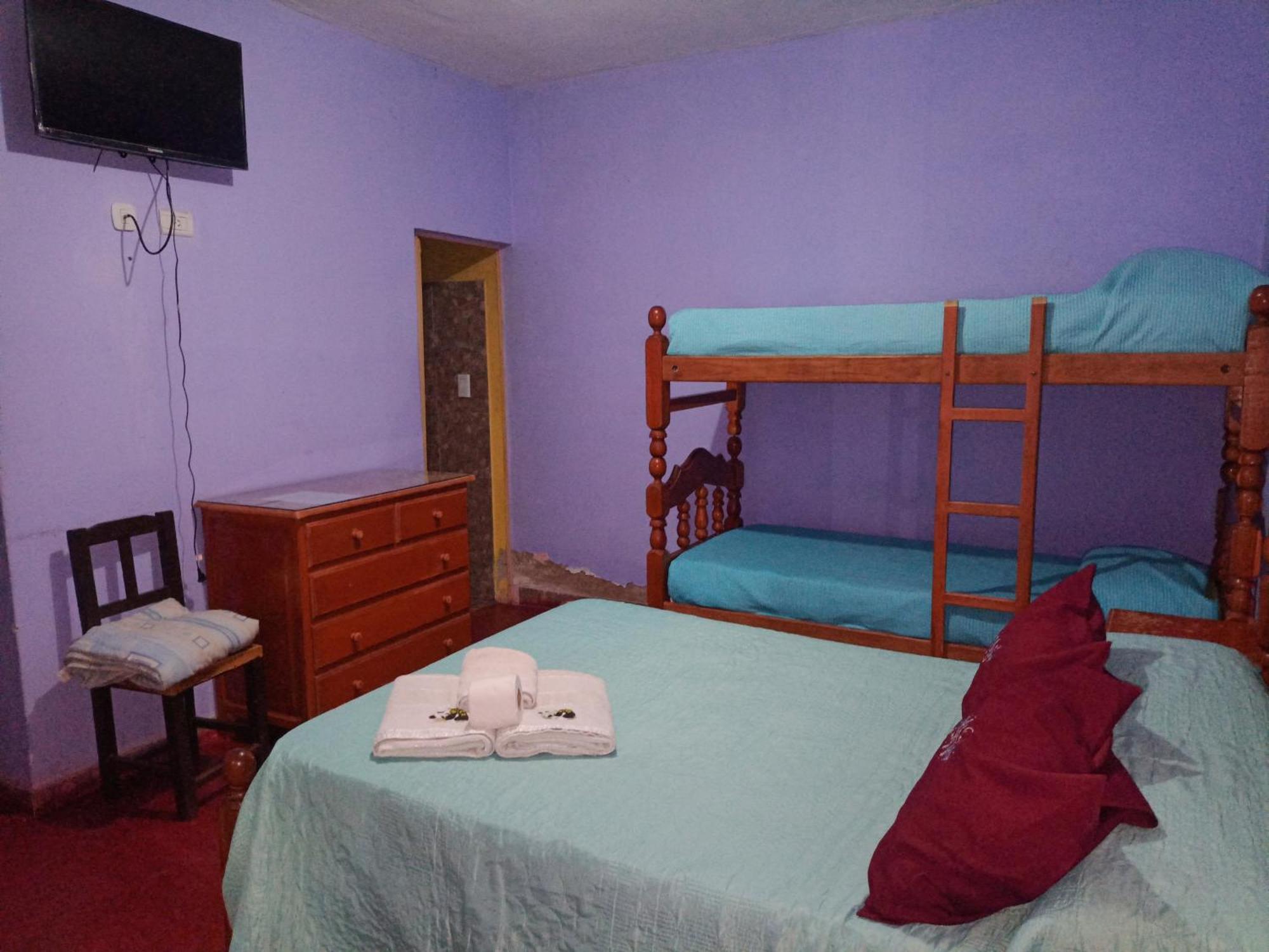 Hostal Benjamin Cafayate Esterno foto