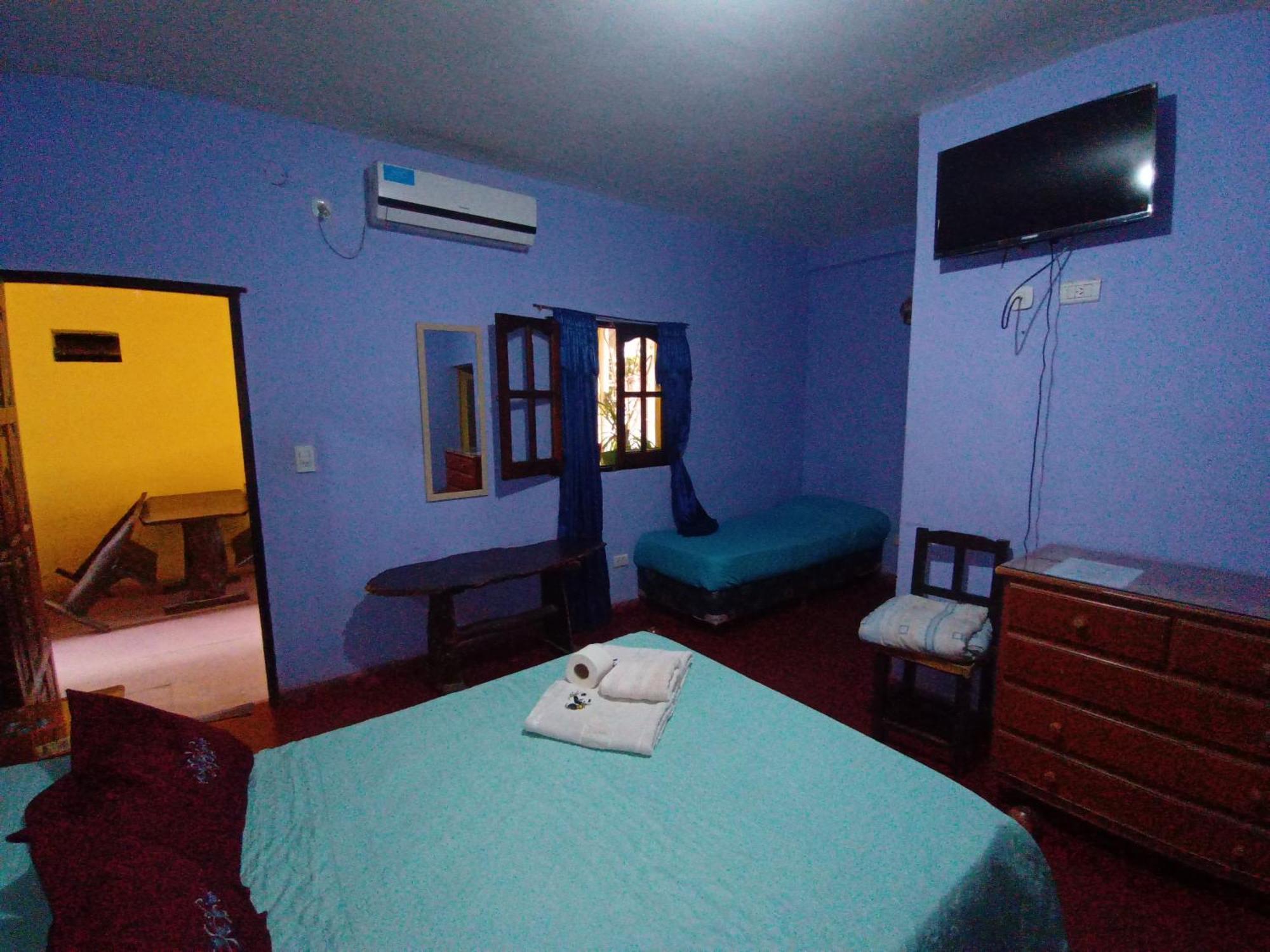 Hostal Benjamin Cafayate Esterno foto